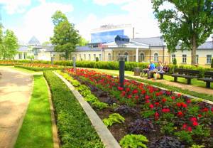 Litwa: Druskienniki w słońcu i kwiatach