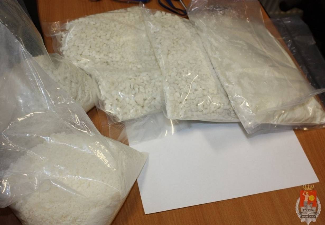 Ponad kilogram kokainy i prawie 5 kg mefedronu nie trafi na rynek