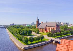 Panorama Kaliningradu; na pierwszym planie katedra