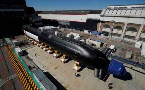 Zwodowany okręt podwodny Suffrene typu Barracuto to - według zapewnień francuskiego producenta - najnowocześniejsza konstrukcja tego typu na świecie.