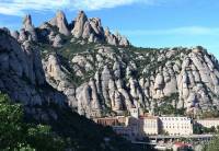 Hiszpania: Listopadowe słońce na górze Montserrat
