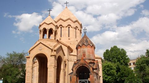 Armenia: Katogike - ocalona świątynia