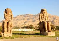 Egipt: Kolosy Memnona