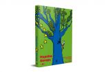 Okładka książki Wspólna Europa, dzięcioł robi dziurę w drzewie.