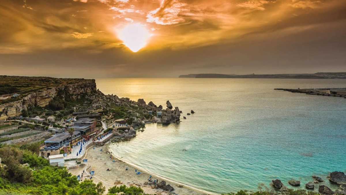 Lista 10 najlepszych miejsc na nadmorski wypoczynek na Malcie.