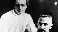 115 lat temu Maria Skłodowska-Curie i jej mąż Piotr Curie odebrali Nagrodę Nobla