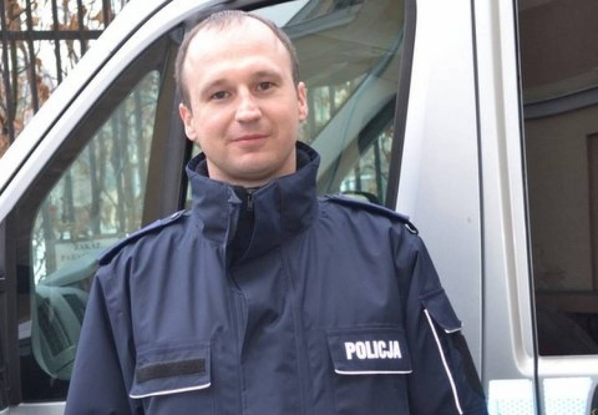 Bohaterski policjant uratował 7-latka