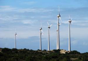 Planowana ustawa o lokalizacji farm wiatrowych zrujnuje finanse samorządów