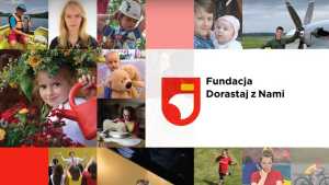 Podczas spotkania Prezydent Andrzej Duda wraz z Małżonką Agatą Kornhauser-Dudą, wręczyli symboliczne stypendia dzieciom