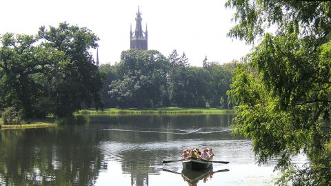 Jezioro Wörlitz i kościół św. Piotra