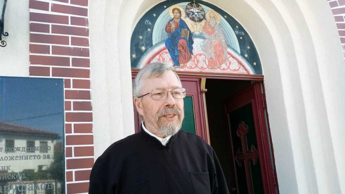 Ojciec Roman Kotewicz, objął parafię w Małko Tyrnowie w 1993 roku