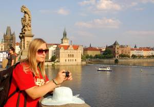 Praga – tłumy turystów w sierpniowym skwarze (1)